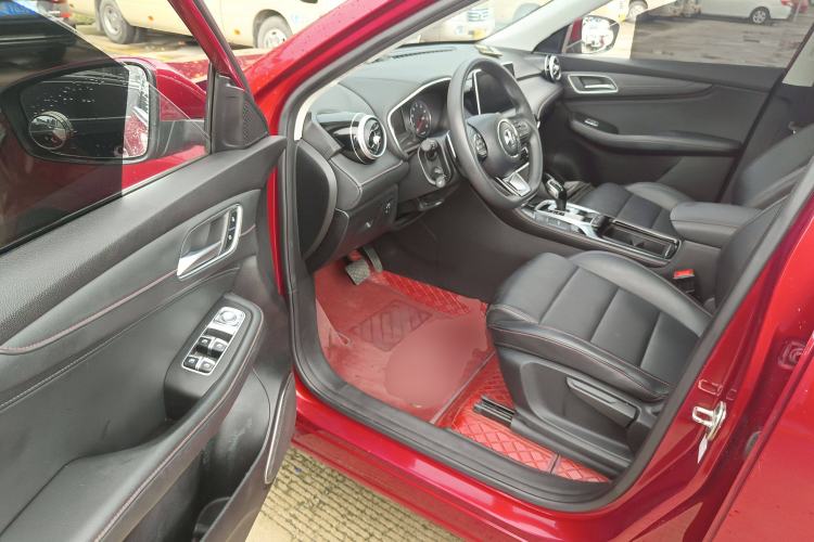 Used MG HS 2019 20T Automatic Two-Wheel Drive Luxury Edition China VI Standard Interior 3