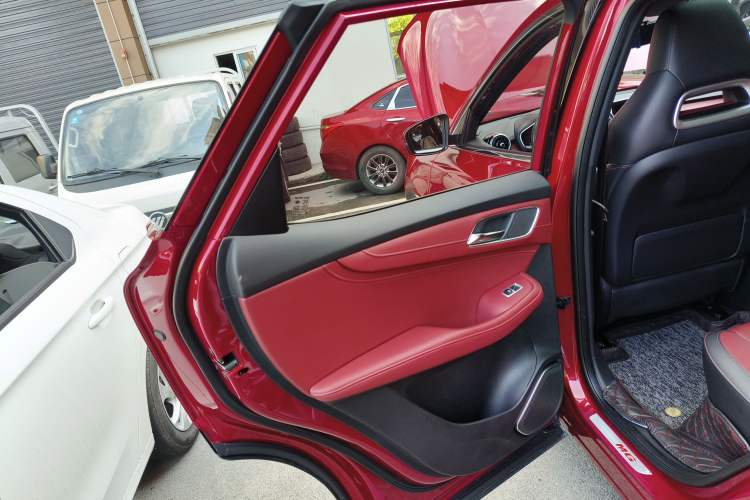 Used MG HS 2019 20T Automatic Two-Wheel Drive Trophy Super Sport Version China VI Standard Interior 8