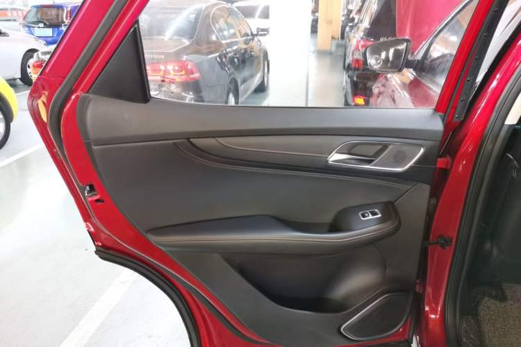 Used MG HS 2019 20T Automatic Two-Wheel Drive Luxury Edition China VI Standard Interior 8