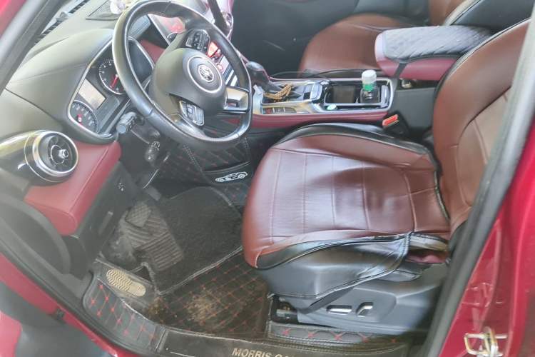 Used MG HS 2019 20T Automatic Two-Wheel Drive Trophy Super Sport Version China VI Standard Left Front Seat