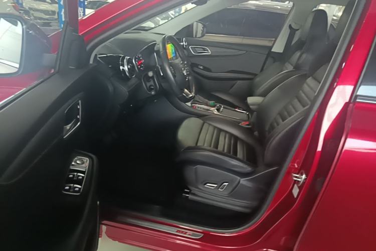 Used MG HS 2019 20T Automatic Two-Wheel Drive Trophy Super Sport Version China VI Standard Left Front Seat