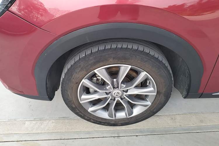 Used MG HS 2019 20T Automatic Two-Wheel Drive Luxury Edition China VI Standard Left Front Wheel Hub