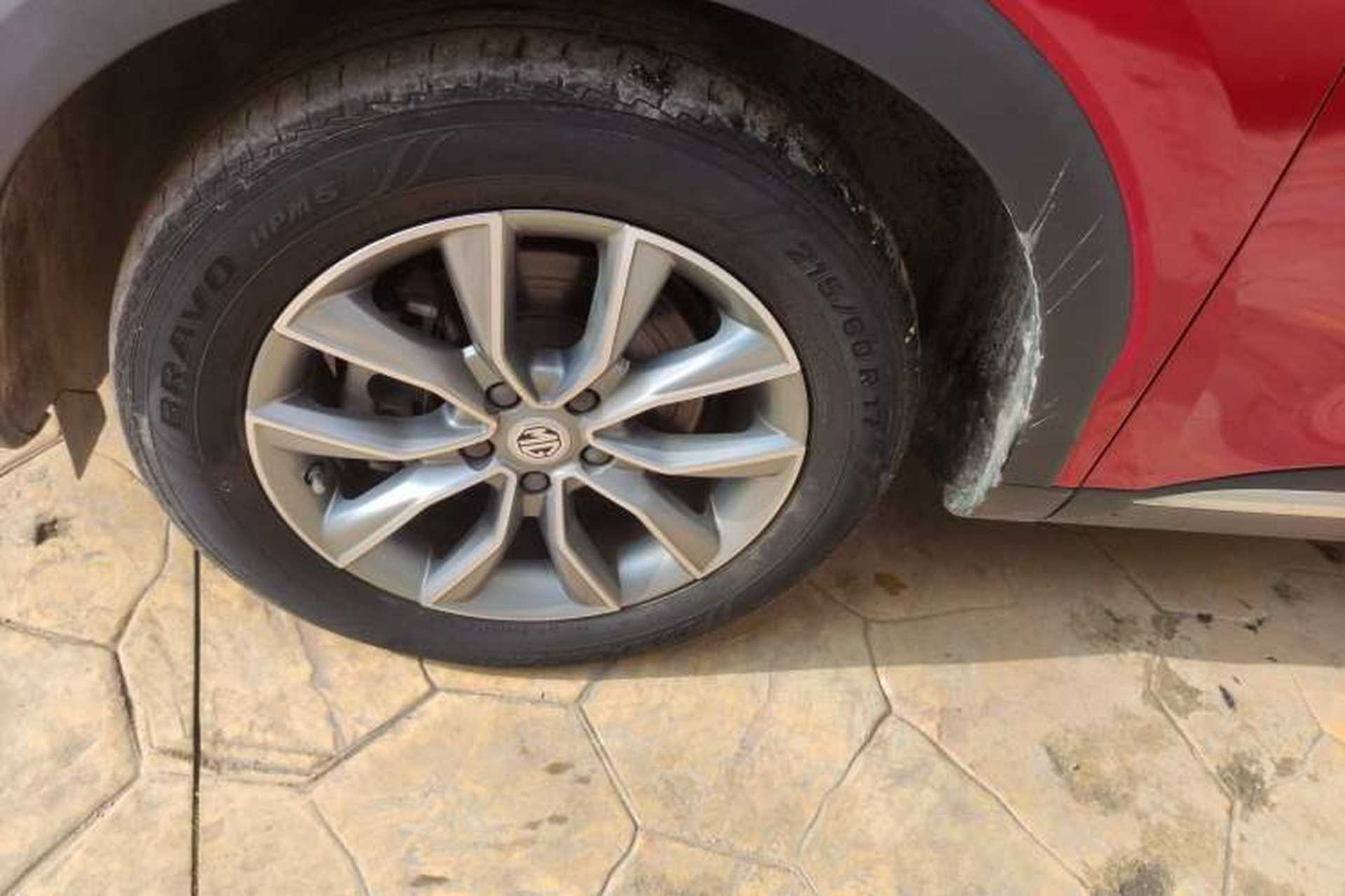 Used MG HS 2019 20T Manual Two-Wheel Drive Luxury Edition China VI Standard Left Front Wheel Hub
