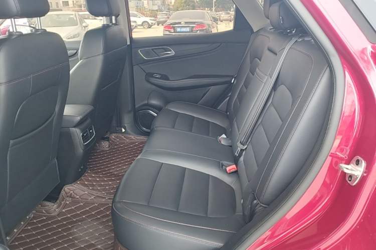 Used MG HS 2019 20T Automatic Two-Wheel Drive Luxury Edition China VI Standard Left Rear Seat