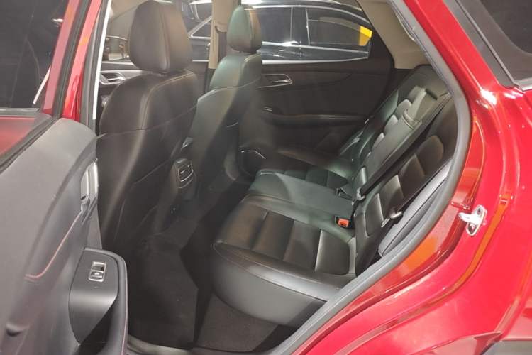 Used MG HS 2019 20T Automatic Two-Wheel Drive Luxury Edition China VI Standard Left Rear Seat