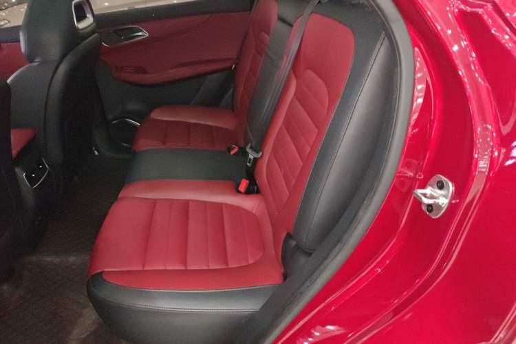 Used MG HS 2019 20T Automatic Two-Wheel Drive Trophy Super Sport Version China VI Standard Left Rear Seat
