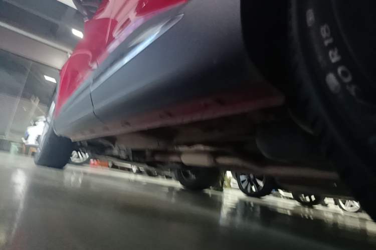 Used MG HS 2019 20T Automatic Two-Wheel Drive Trophy Super Sport Version China VI Standard Left Side Sill