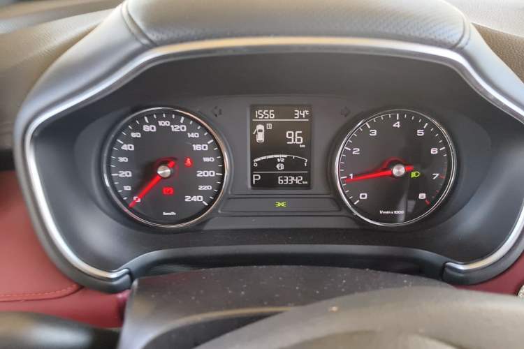 Used MG HS 2019 20T Automatic Two-Wheel Drive Trophy Super Sport Version China VI Standard Odometer Close Up