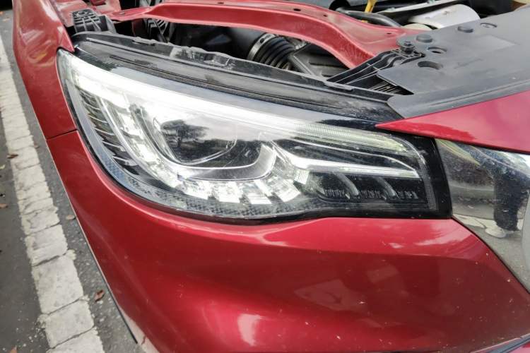 Used MG HS 2019 30T Automatic 2WD Trophy Enhanced Version China VI Standard Right Front Headlight