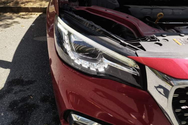 Used MG HS 2019 30T Automatic 2WD Trophy Supreme Edition China VI Standard Right Front Headlight