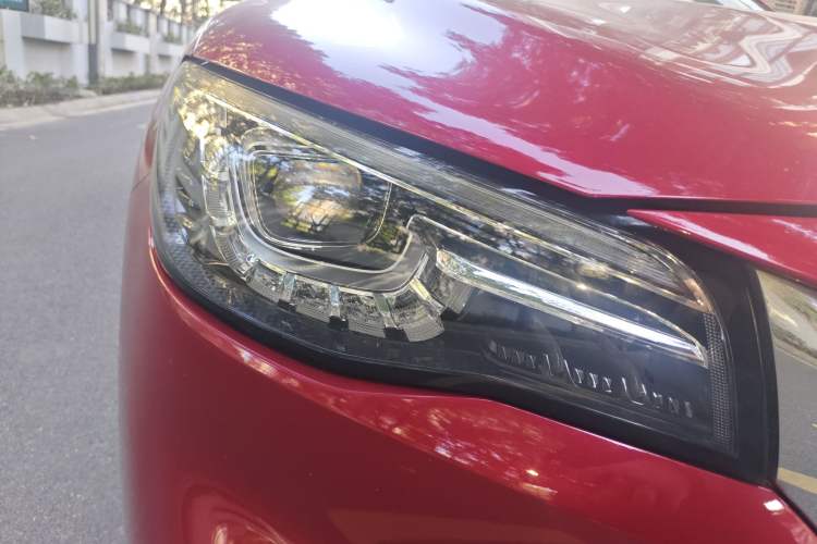 Used MG HS 2019 30T Automatic 2WD Trophy Supreme Edition China VI Standard Right Front Headlight