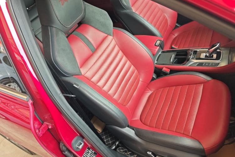 Used MG HS 2019 30T Automatic 2WD Trophy Supreme Edition China VI Standard Right Front Seat