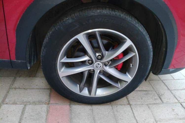 Used MG HS 2019 30T Automatic 2WD Trophy Supreme Edition China VI Standard Right Front Wheel Hub
