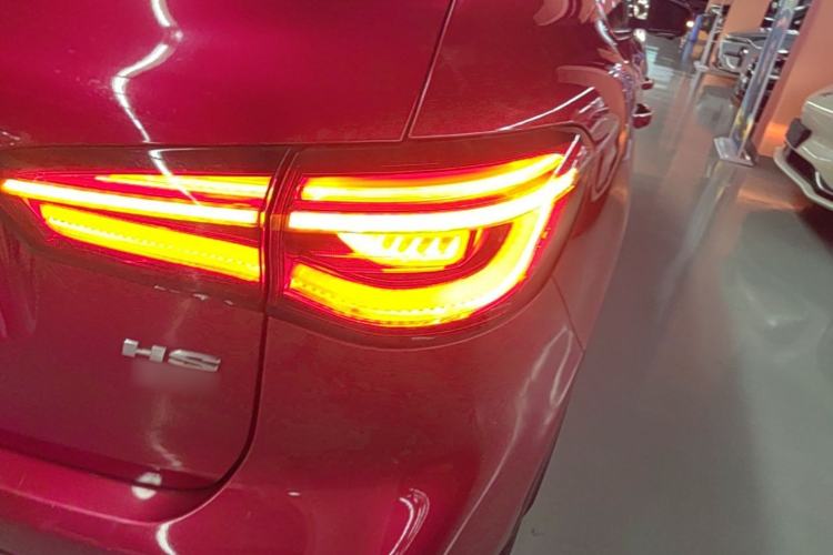 Used MG HS 2019 30T Automatic 2WD Trophy Enhanced Version China VI Standard Right Rear Taillight