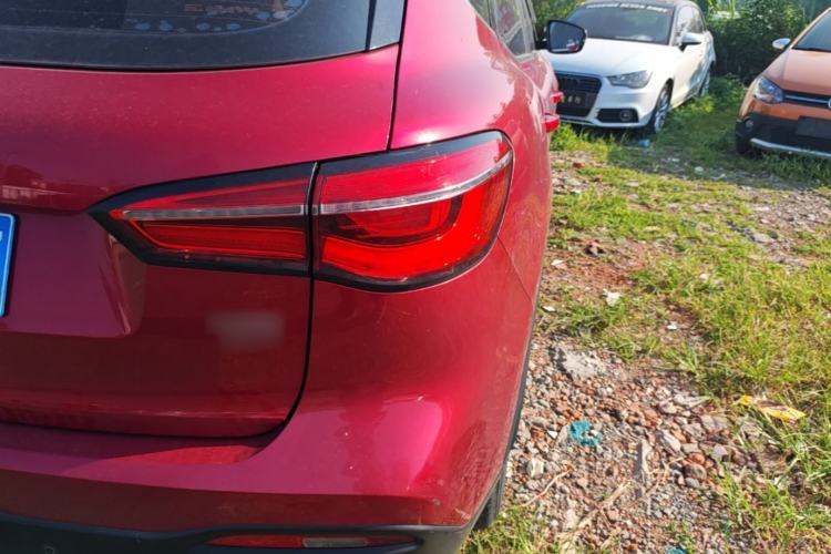 Used MG HS 2019 20T Automatic Two-Wheel Drive Luxury Edition China VI Standard Right Rear Taillight