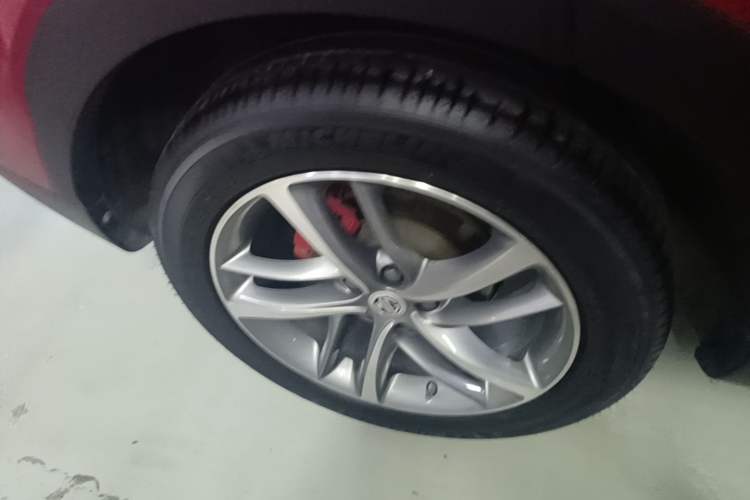Used MG HS 2019 20T Automatic Two-Wheel Drive Trophy Super Sport Version China VI Standard Right Rear Wheel Hub