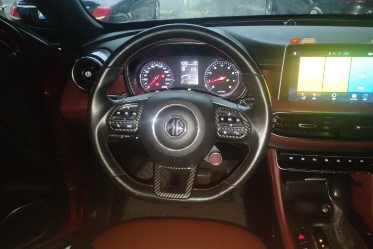 Used MG HS 2019 20T Automatic Two-Wheel Drive Trophy Super Sport Version China VI Standard Steering Wheel