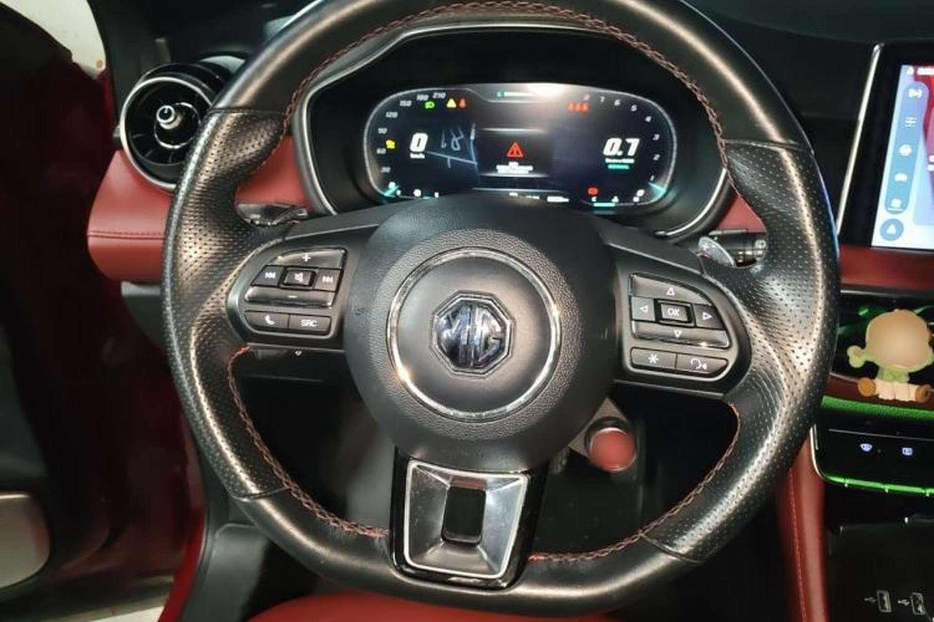 Used MG HS 2019 30T Automatic 2WD Trophy Supreme Edition China VI Standard Steering Wheel