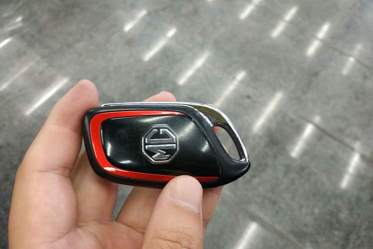 Used MG HS 2019 30T Automatic 2WD Trophy Supreme Edition China VI Standard Vehicle Key