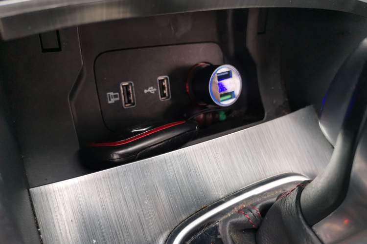 Used MG HS 2019 20T Automatic Two-Wheel Drive Trophy Super Sport Version China VI Standard Vehicle Key