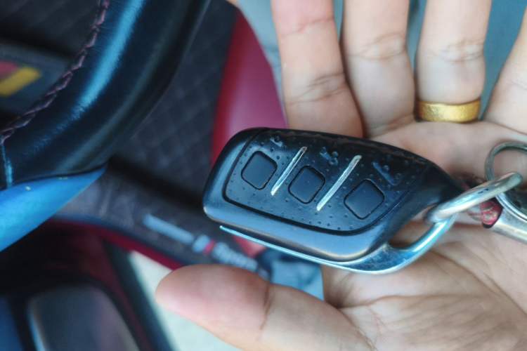 Used MG HS 2019 30T Automatic 2WD Trophy Supreme Edition China VI Standard Vehicle Key