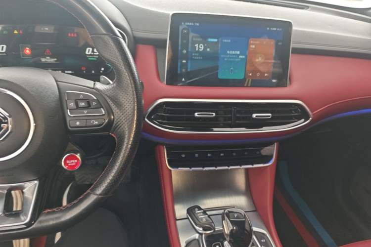 Used MG HS 2019 30T Automatic 2WD Trophy Supreme Edition China VI Standard Audio And AC Panel