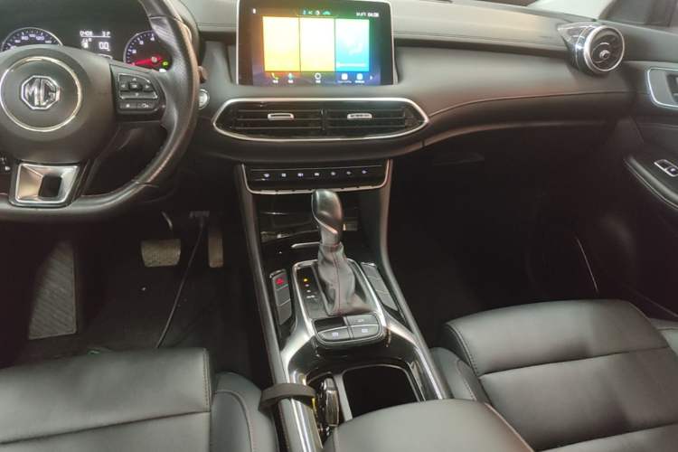 Used MG HS 2019 20T Automatic Two-Wheel Drive Luxury Edition China VI Standard Audio And AC Panel