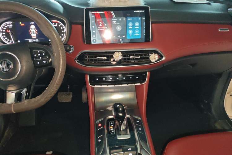 Used MG HS 2019 30T Automatic 2WD Trophy Enhanced Version China VI Standard Audio And AC Panel