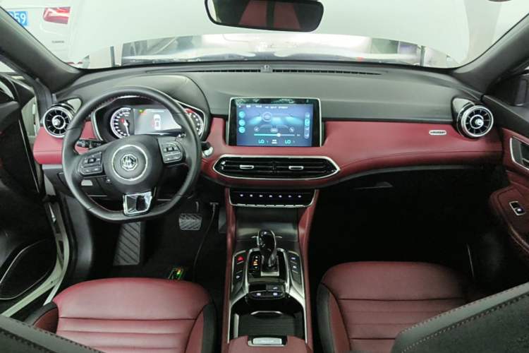 Used MG HS 2019 30T Automatic 2WD Trophy Enhanced Version China VI Standard Center Console