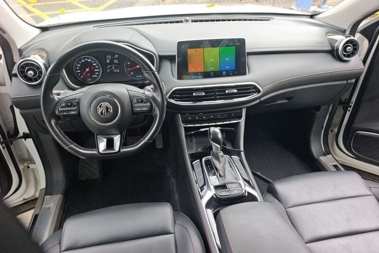 Used MG HS 2019 20T Automatic Two-Wheel Drive Luxury Edition China VI Standard Center Console