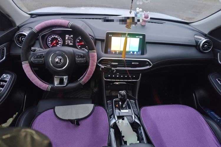 Used MG HS 2019 20T Automatic Two-Wheel Drive Luxury Edition China VI Standard Center Console