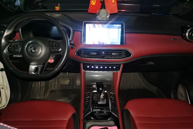 Used MG HS 2019 30T Automatic 2WD Trophy Supreme Edition China VI Standard Center Console
