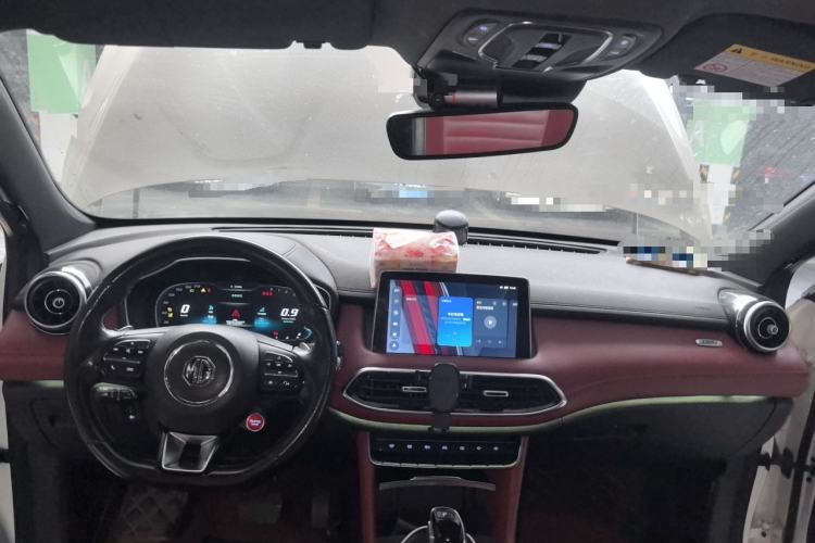 Used MG HS 2019 30T Automatic 2WD Trophy Supreme Edition China VI Standard Center Console