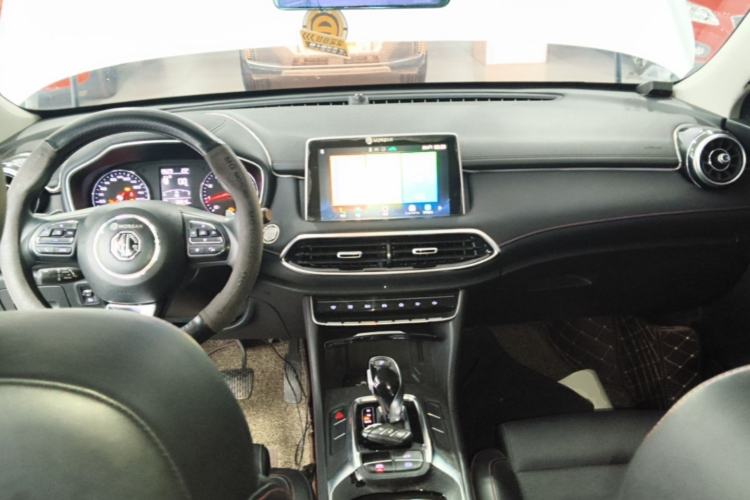 Used MG HS 2019 20T Automatic Two-Wheel Drive Luxury Edition China VI Standard Center Console