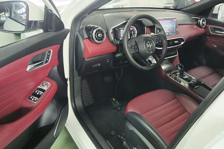 Used MG HS 2019 30T Automatic 2WD Trophy Enhanced Version China VI Standard Driver Seat