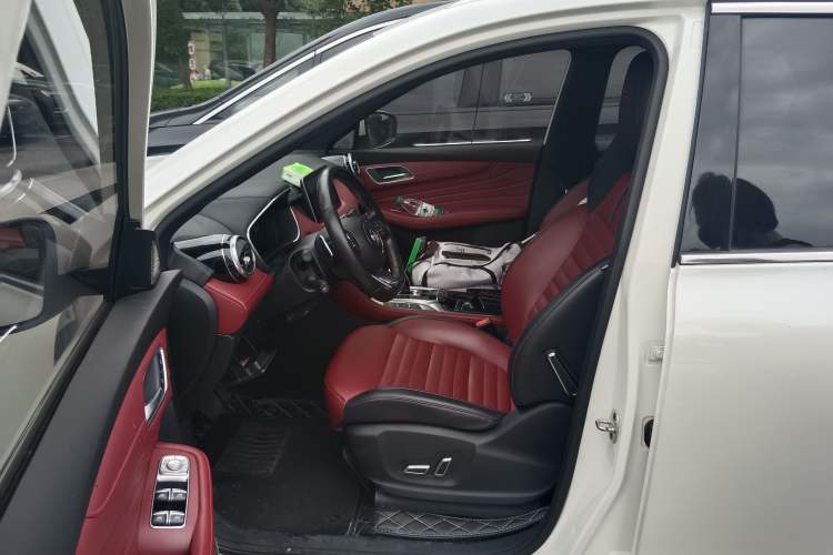 Used MG HS 2019 30T Automatic 2WD Trophy Supreme Edition China VI Standard Driver Seat