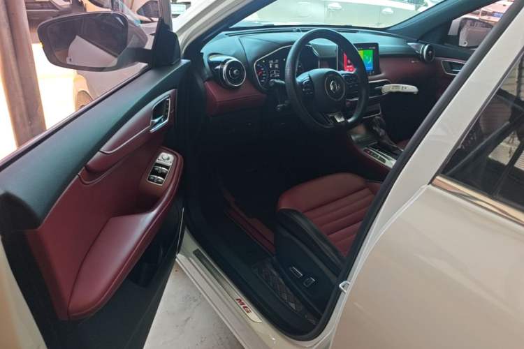 Used MG HS 2019 20T Automatic Two-Wheel Drive Trophy Super Sport Version China VI Standard Driver Seat