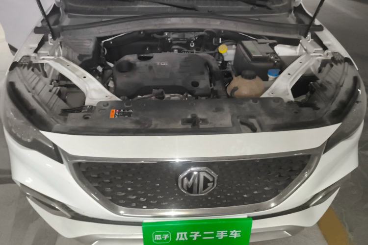 Used MG HS 2019 20T Automatic Two-Wheel Drive Luxury Edition China VI Standard Engine Bay