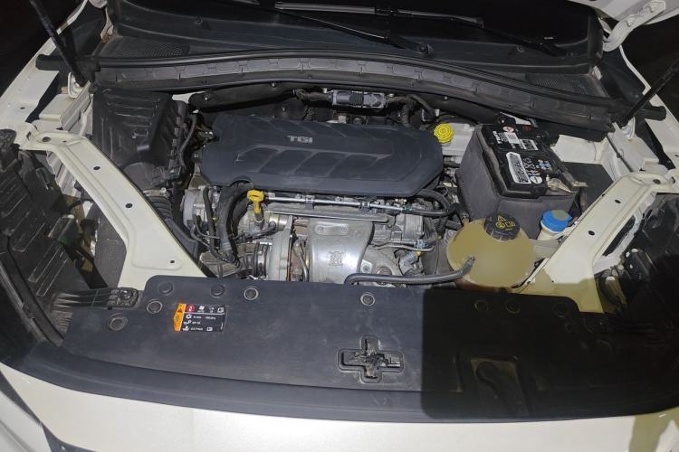 Used MG HS 2019 30T Automatic 2WD Trophy Enhanced Version China VI Standard Engine Bay