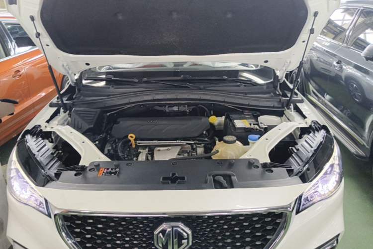 Used MG HS 2019 30T Automatic 2WD Trophy Enhanced Version China VI Standard Engine Bay