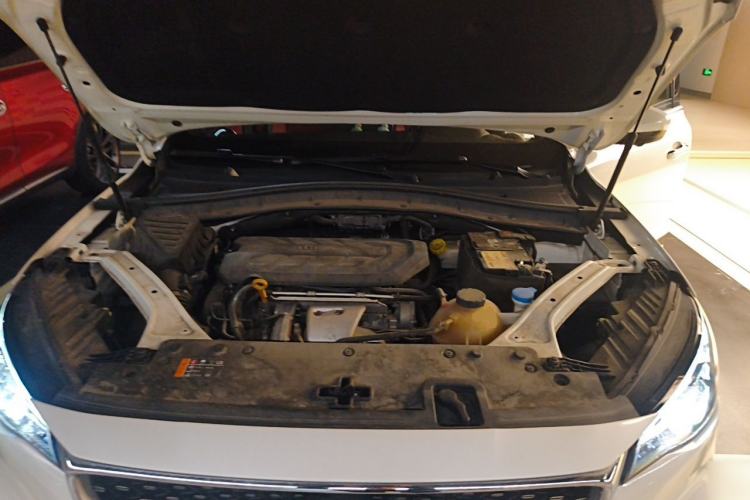 Used MG HS 2019 30T Automatic 2WD Trophy Enhanced Version China VI Standard Engine Bay