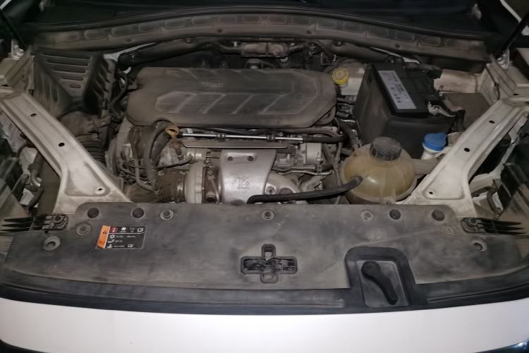 Used MG HS 2019 30T Automatic 2WD Trophy Supreme Edition China VI Standard Engine Bay