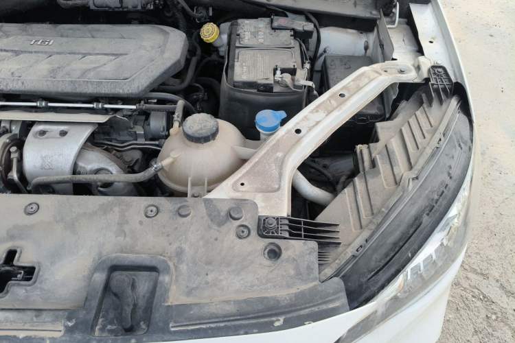 Used MG HS 2019 30T Automatic 2WD Trophy Enhanced Version China VI Standard Engine Bay Left