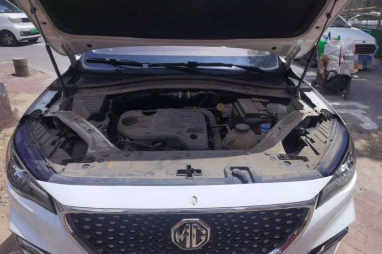 Used MG HS 2019 20T Manual Two-Wheel Drive Luxury Edition China VI Standard Engine Bay