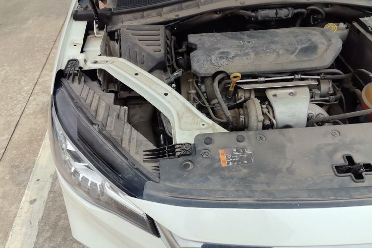 Used MG HS 2019 30T Automatic 2WD Trophy Supreme Edition China VI Standard Engine Bay Right