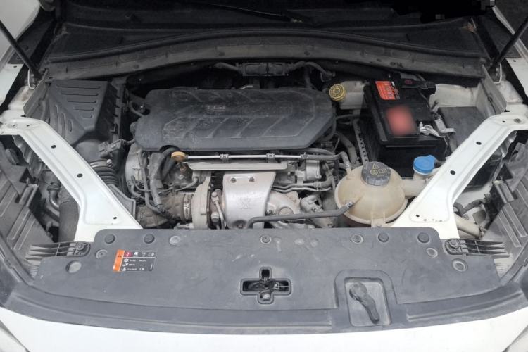 Used MG HS 2019 30T Automatic 2WD Trophy Supreme Edition China VI Standard Engine Bay