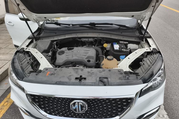 Used MG HS 2019 20T Automatic Two-Wheel Drive Trophy Super Sport Version China VI Standard Engine Bay