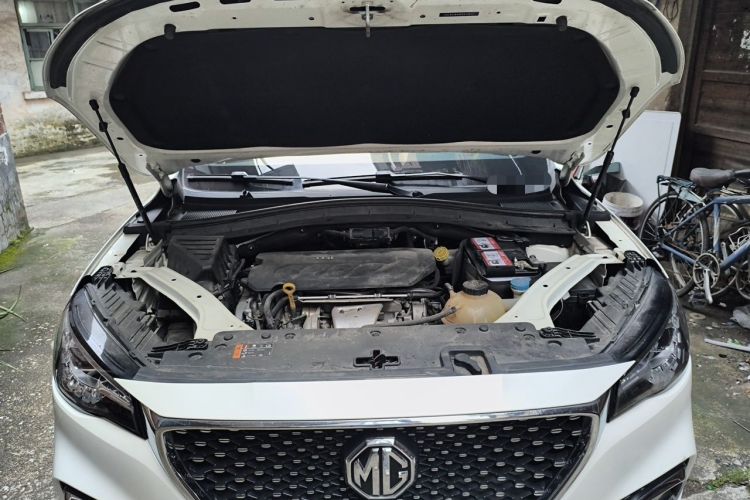 Used MG HS 2019 30T Automatic 2WD Trophy Supreme Edition China VI Standard Engine Bay