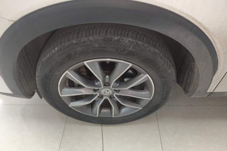 Used MG HS 2019 20T Automatic Two-Wheel Drive Luxury Edition China VI Standard Exterior 4