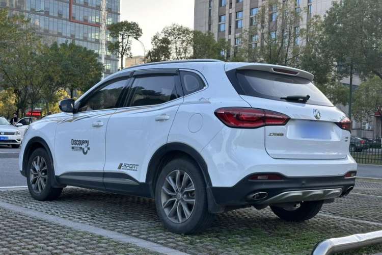 Used MG HS 2019 20T Manual Two-Wheel Drive Luxury Edition China VI Standard Exterior 4